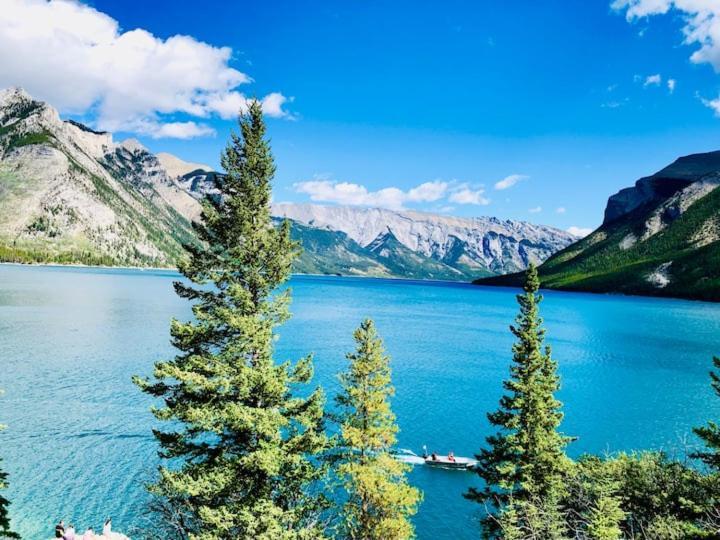 Beautiful Newly Reno 2Bdm 2 Bth Sleep Up To 6 Adults & Kids Mountain View Townhouse Suite Canmore Eksteriør bilde